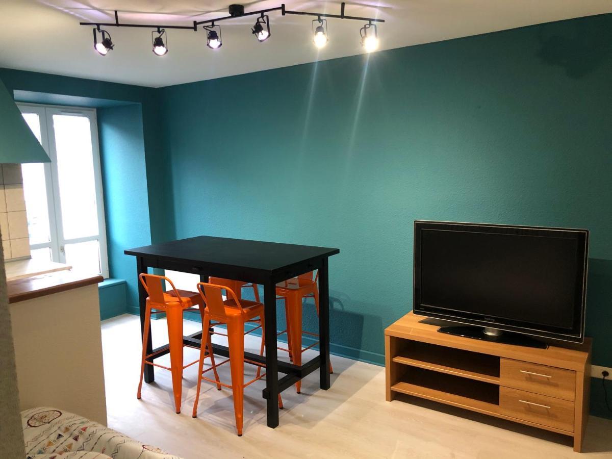 Appartement Porte Du Cantal Масиак Екстериор снимка
