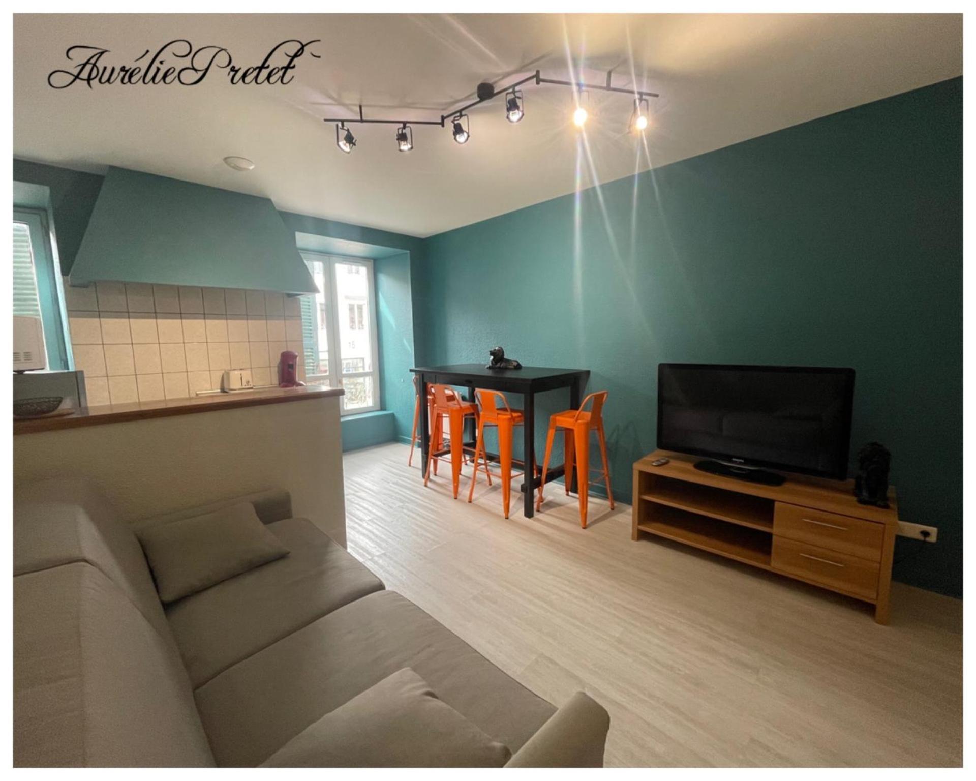 Appartement Porte Du Cantal Масиак Екстериор снимка